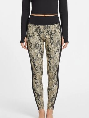 Fabletics Kamila Snake Print Brown & Tan Pull On Leggings Athletic Wear Sz L
